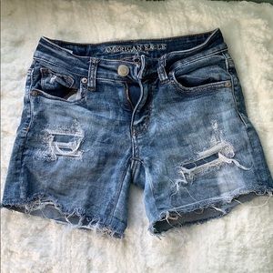 5 pairs of shorts American Eagle and Aeropostale